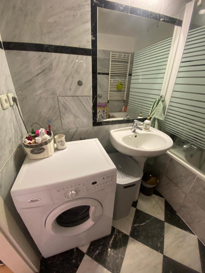Fantastic In The Center Apartment