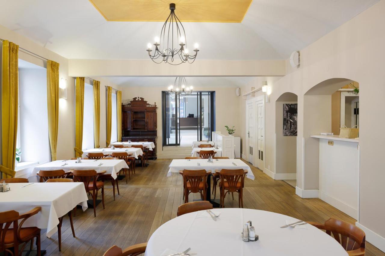 Prokop Square 4*