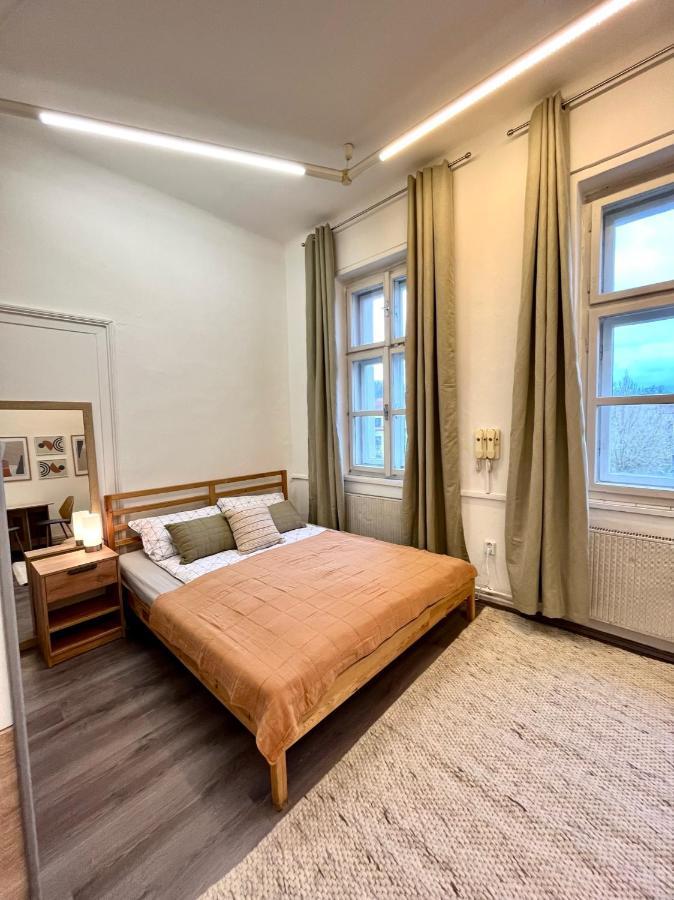 Daire 1 Bedroom Close To Palmovka Prag