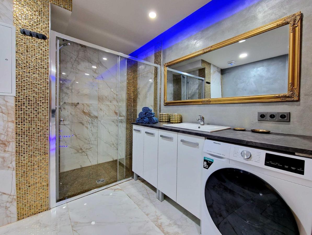 Wellness Gold With Private Sauna & Jacuzzi Apartamento Praga
