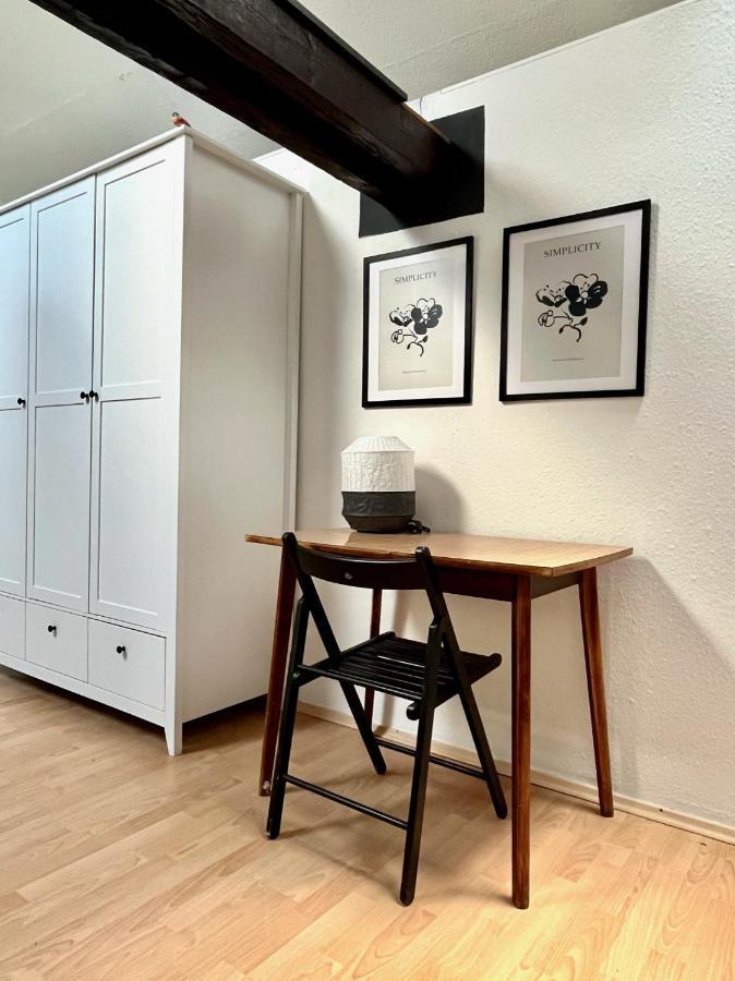 2 Bedrooms Close To Palmovka Appartement *