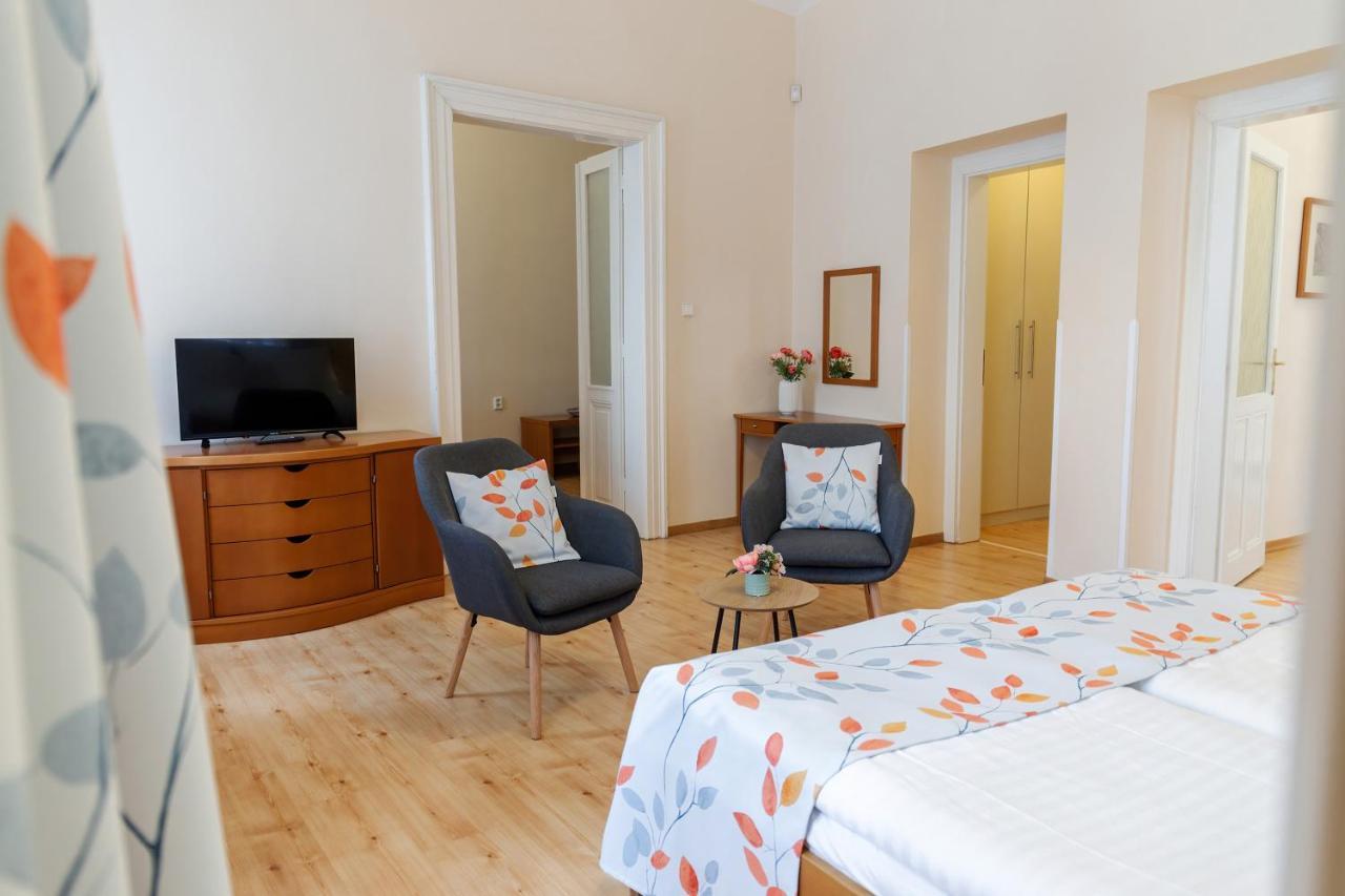 Apart Otel Orion Prag