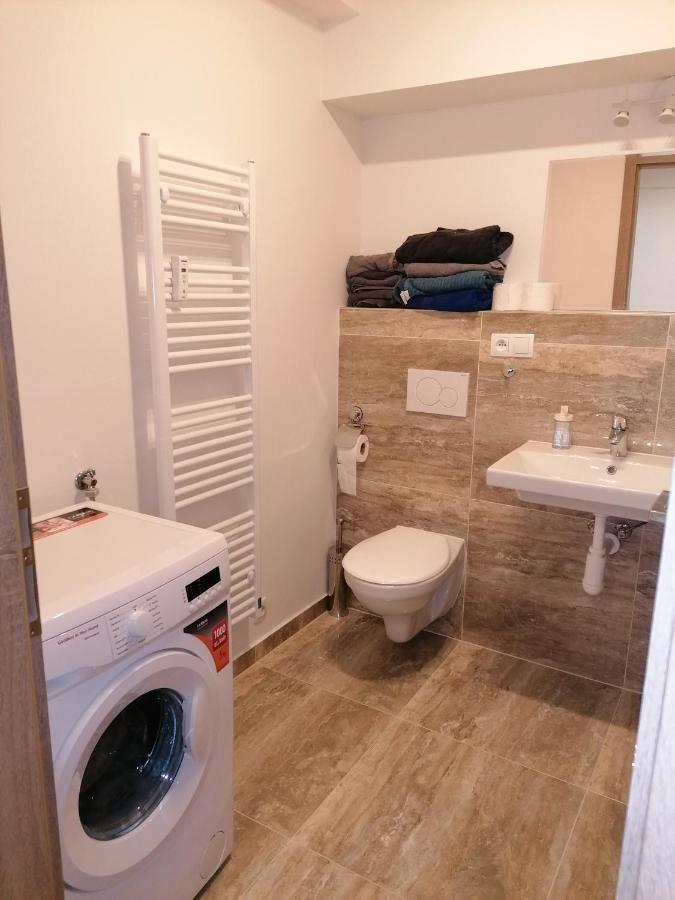Apartment Brand New #51 With Free Secure Parking In The Center Prag