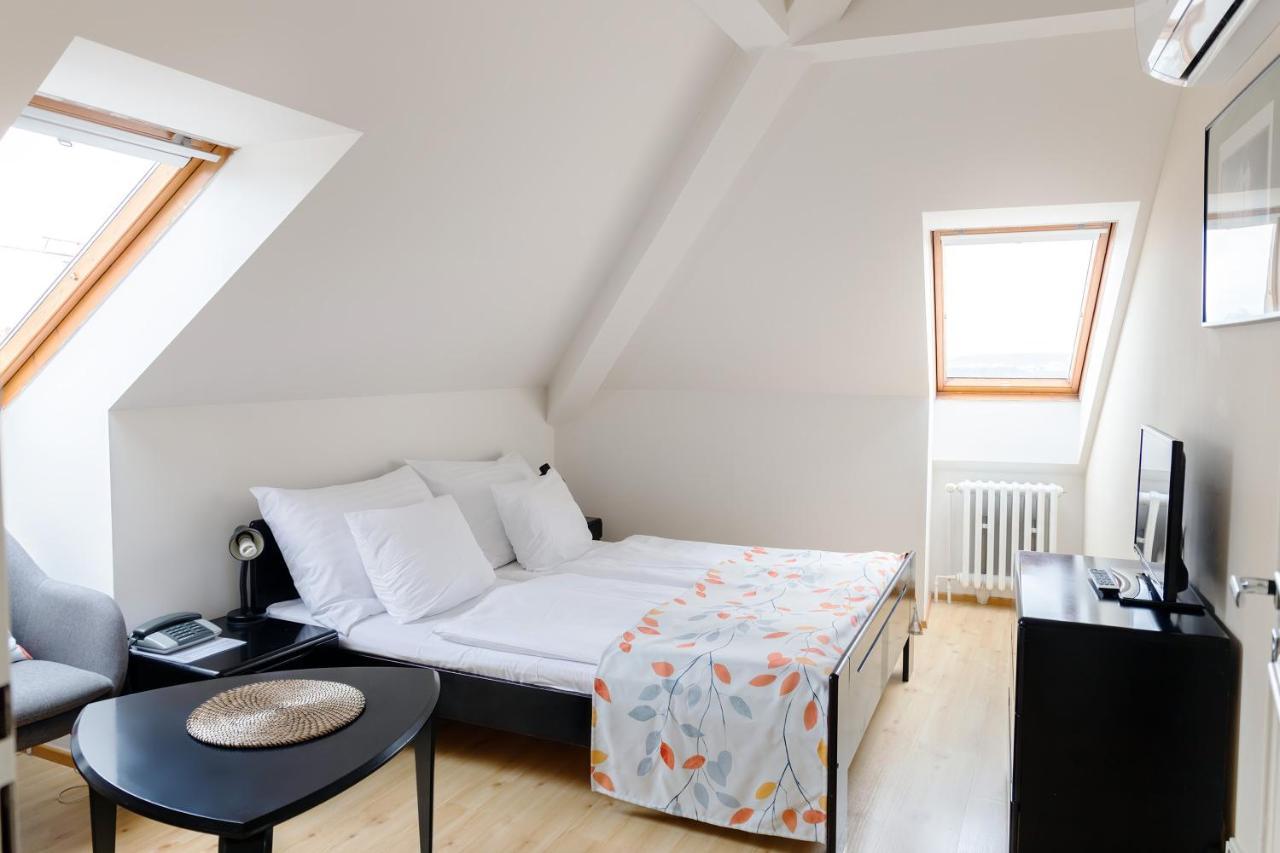 Aparthotel Orion