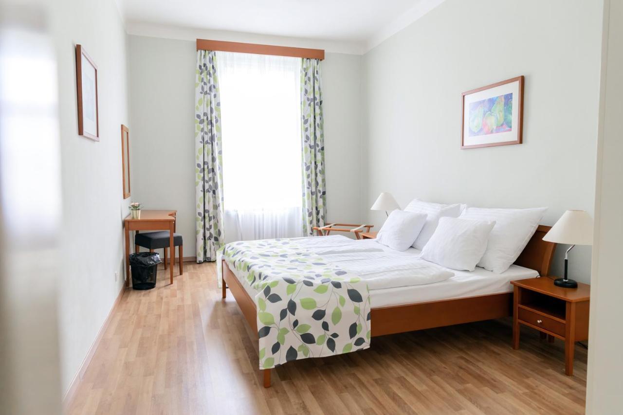 Orion Apart Otel Prag