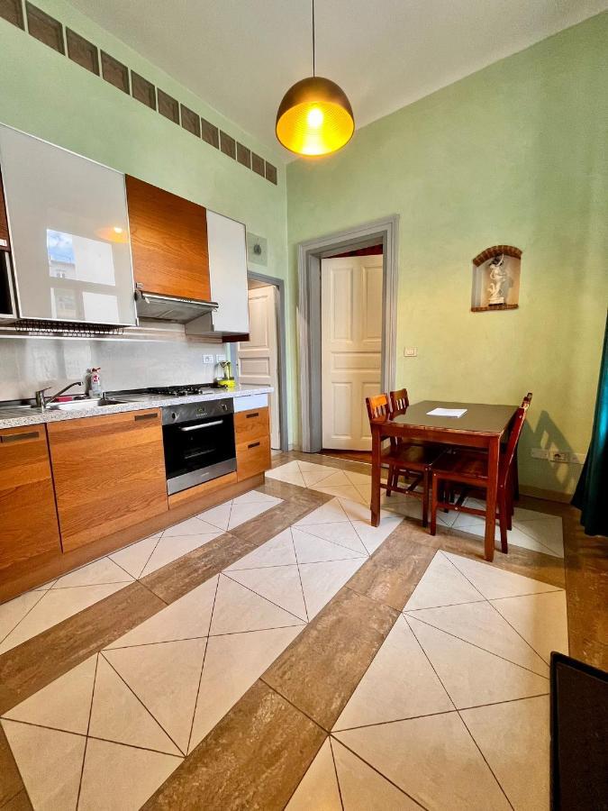 Casa Italia Apart Otel Prag