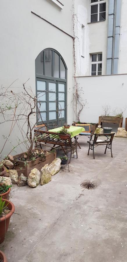 Apartment Comfortable Great Location Close To Center Prag