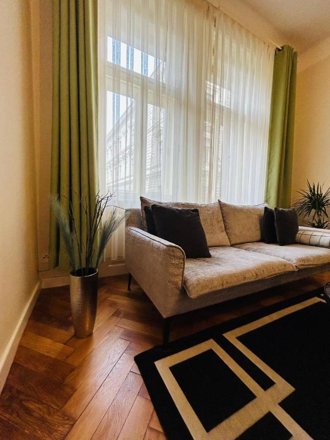 Apartment Central Square Prague