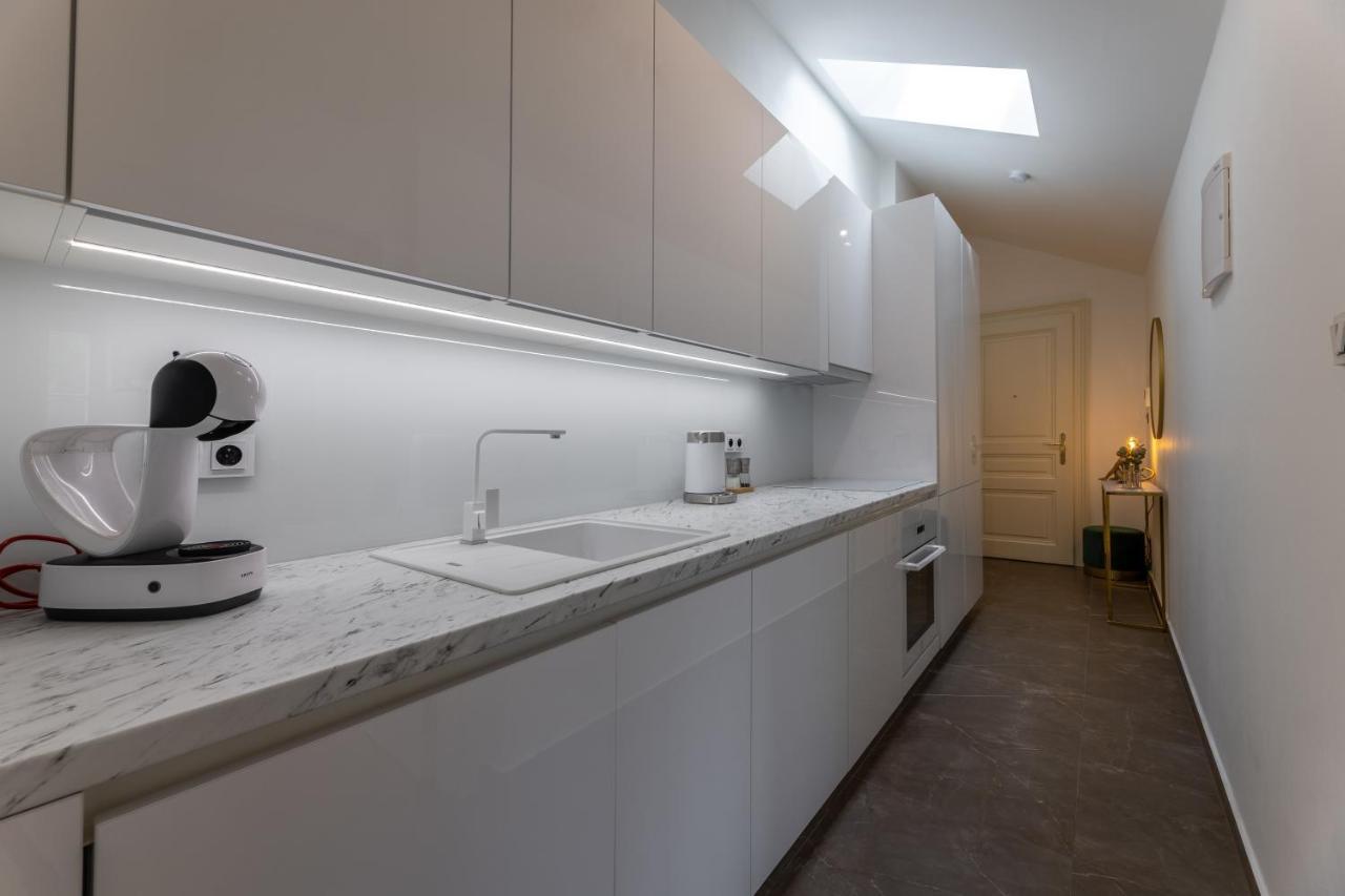 Luxurious, Charming Perfect For Couples Appartement Prague