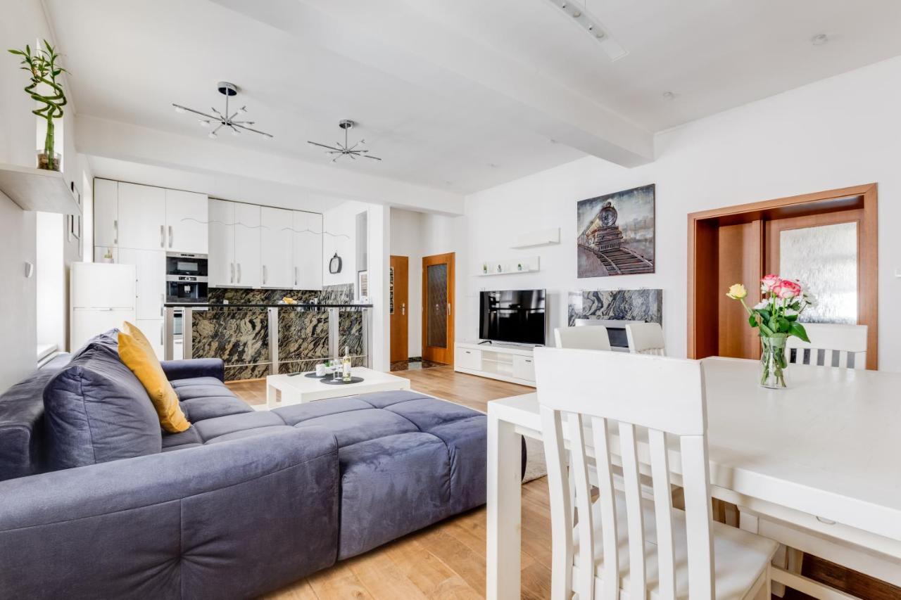 Luxury & Quiet Charming 2bds Near River - Nek2nd Prague