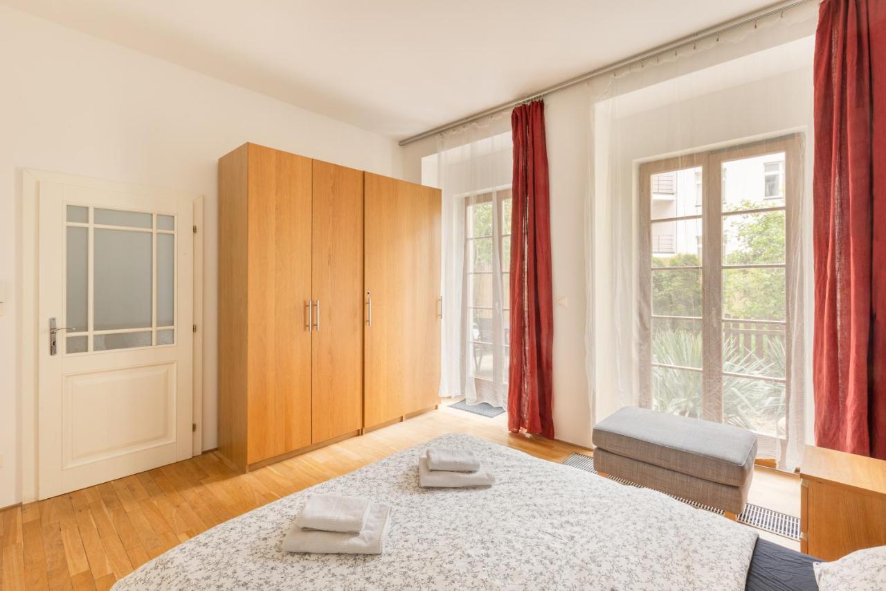 Apartamento Centre Garden With Parking *