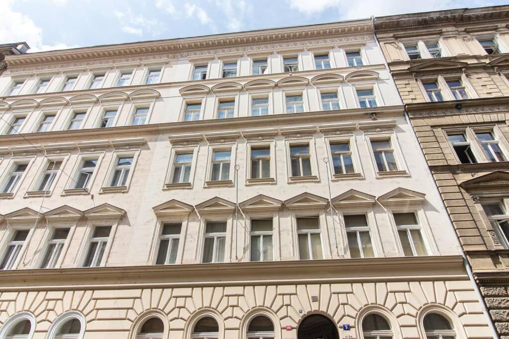 Studio In The Historic Center Praga