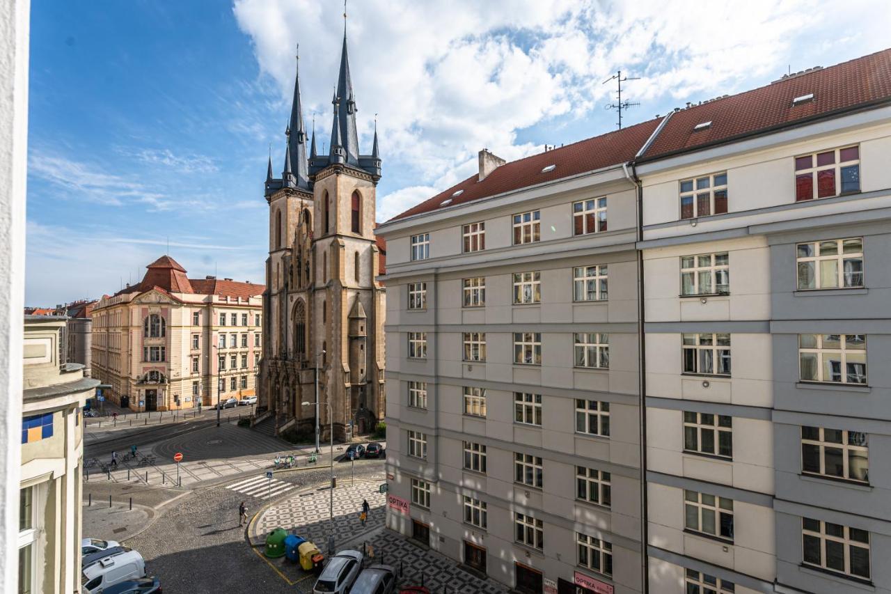 Apartment Vltava 7 *