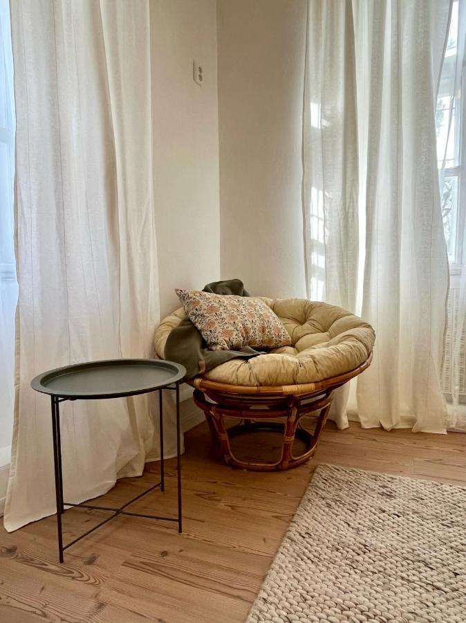 Homely Close To Metro Palmovka Apartment Prague