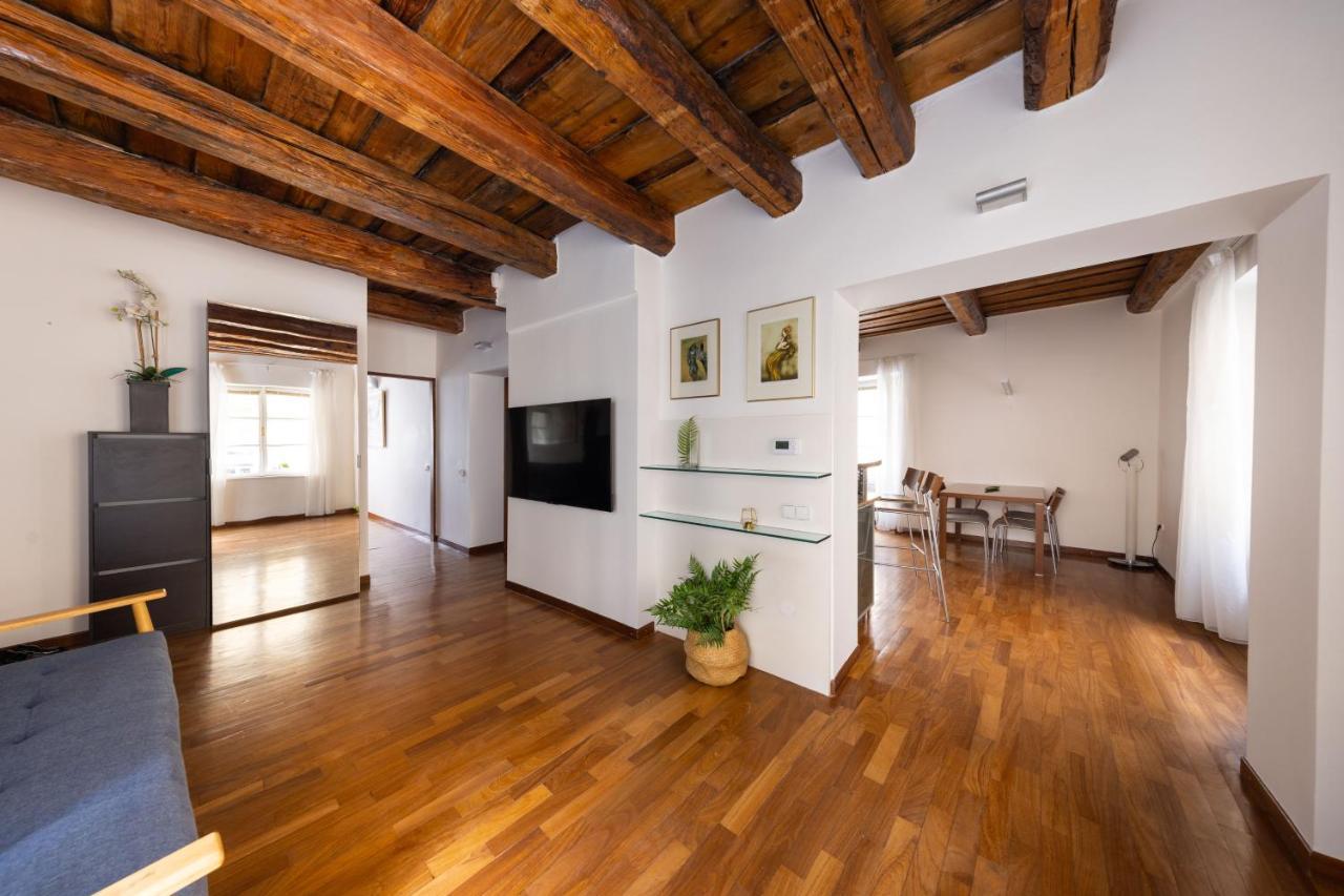 Boheme Old Town Square Apartment