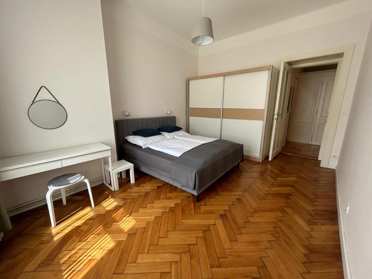 Apartment Central Square *