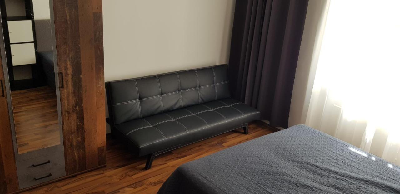 Comfortable Great Location Close To Center Prag