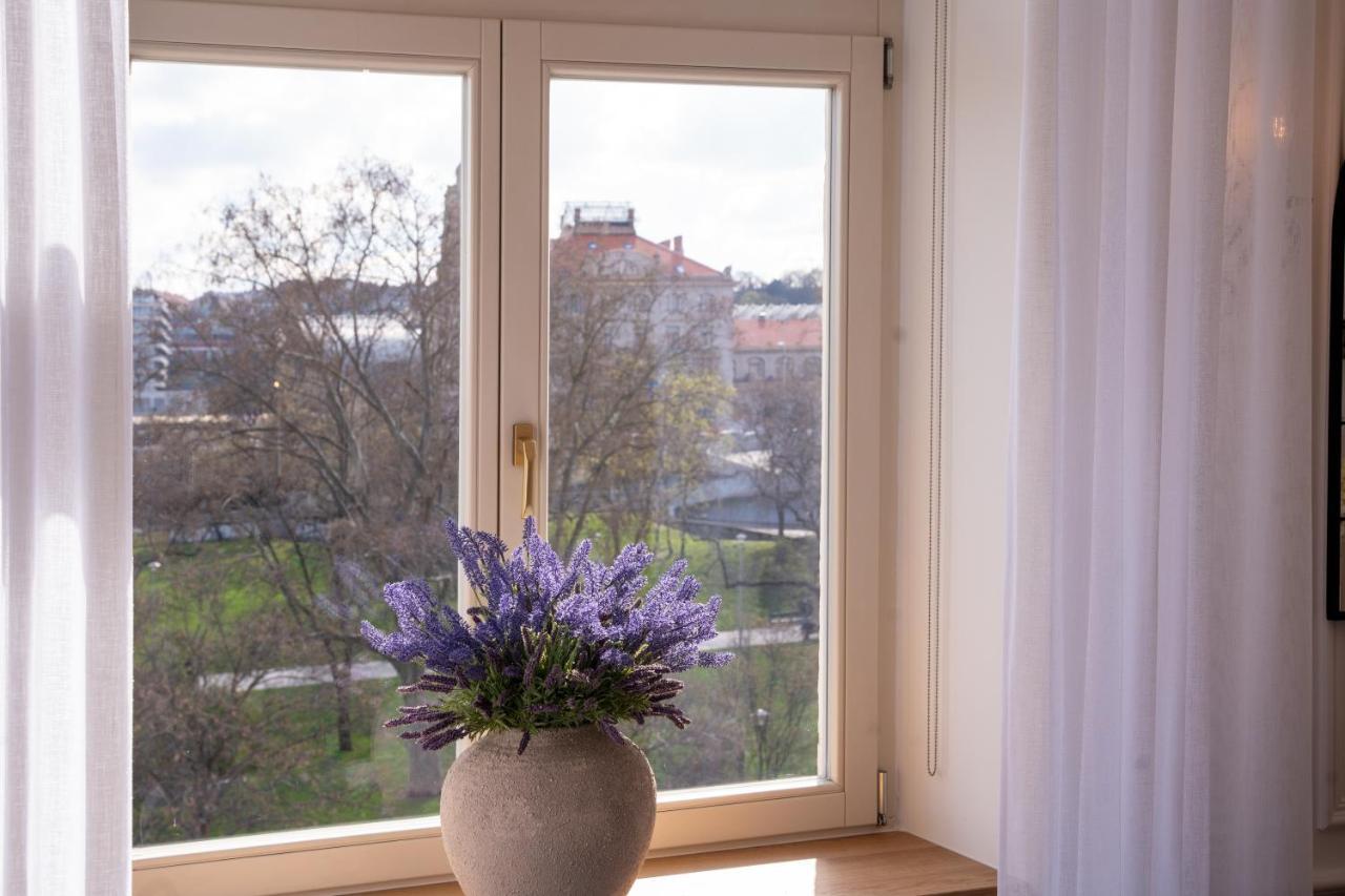 Charme De Provence In Prague