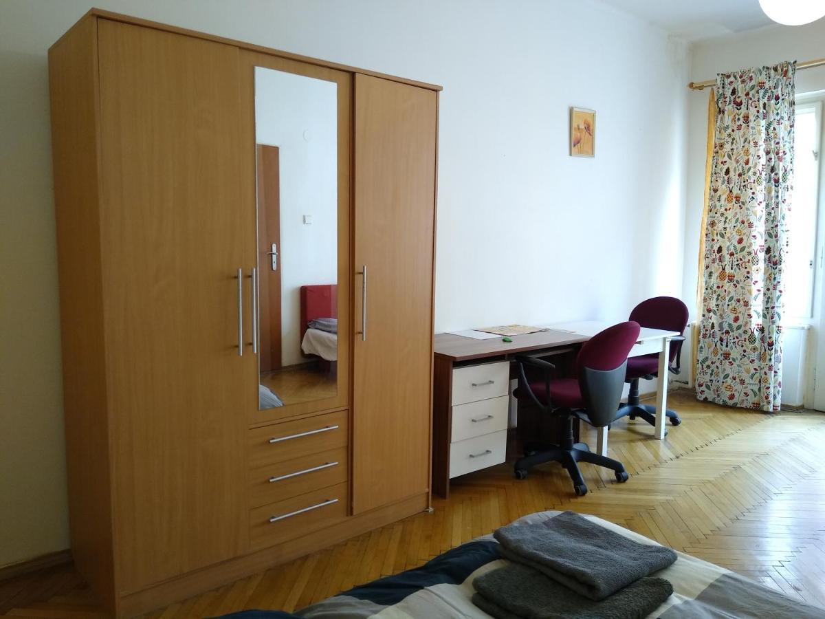 Location In - Old Town Apartamento *
