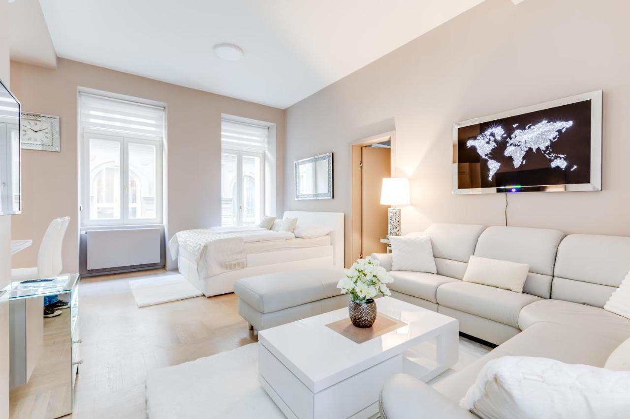 Apartment Royal In The Heart Of Prag
