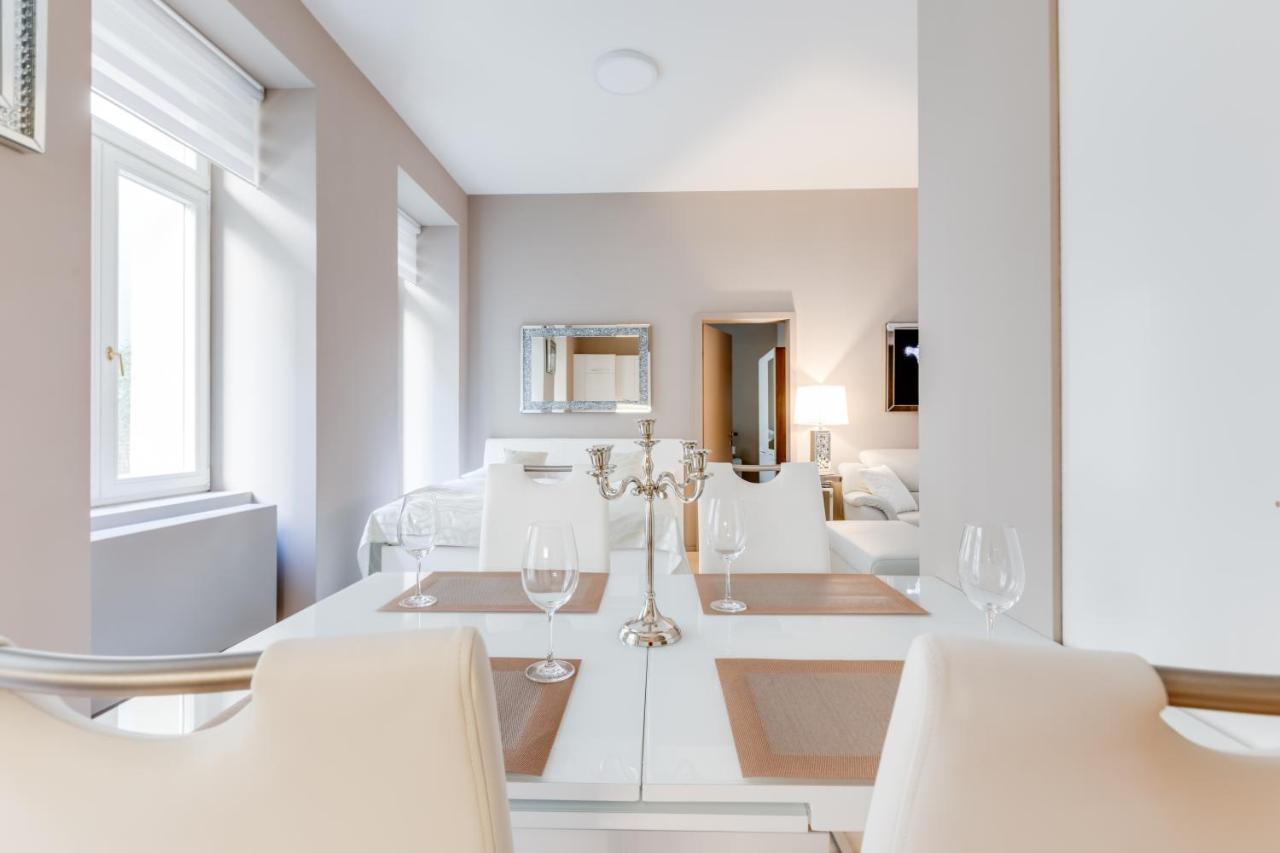 Royal In The Heart Of Apartment Prag