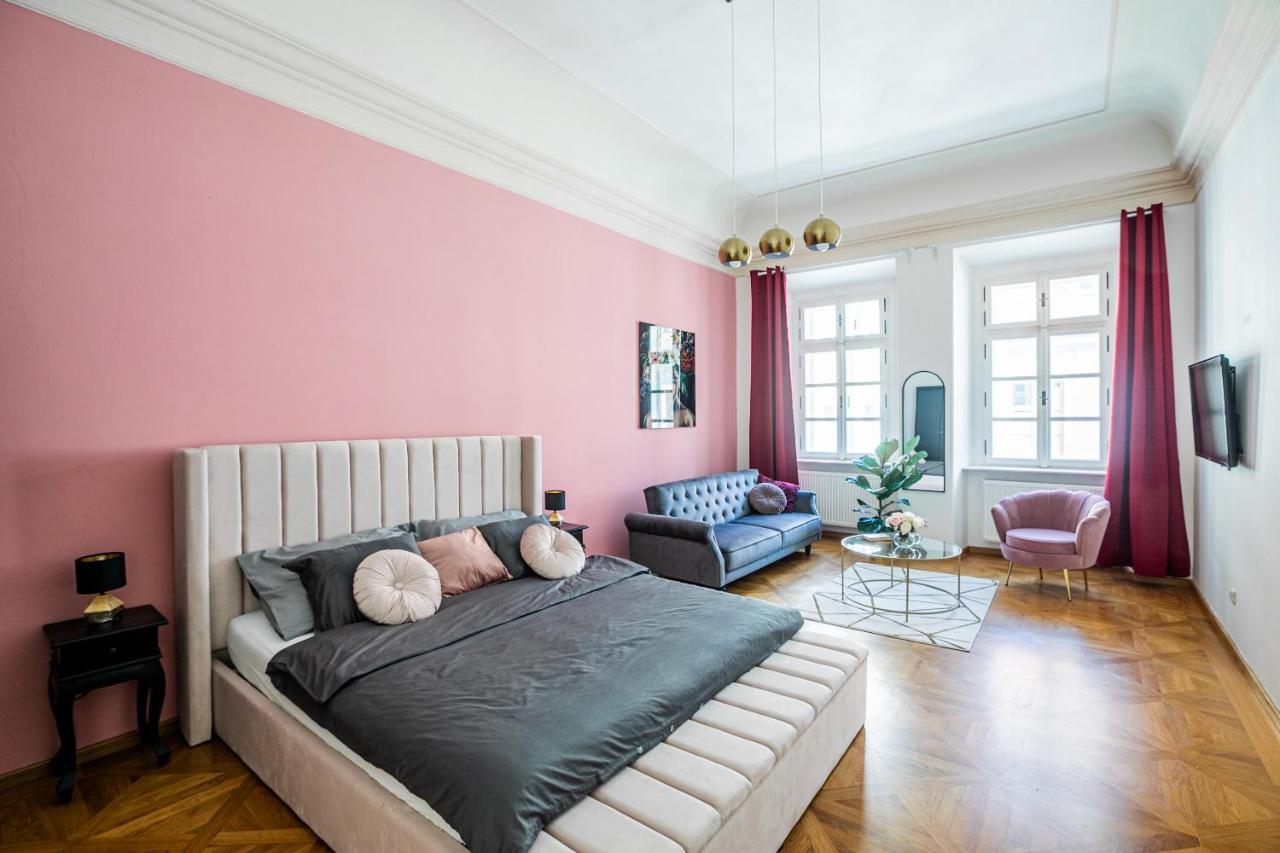 New Stylish 3 Bedrooms In Mala Strana - N2nd Apartment *