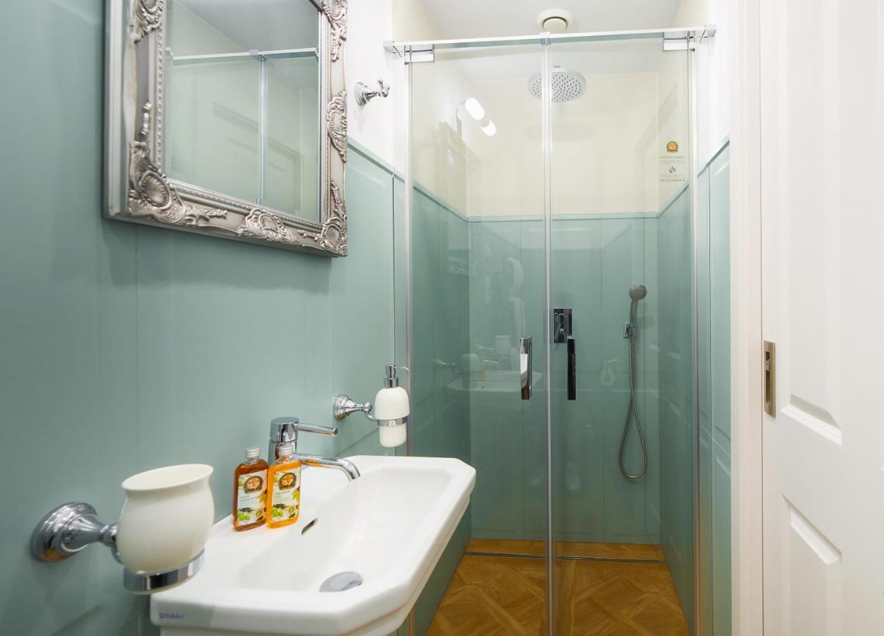 Beerland Chateaux - U Zlate Hrusky / At Golden Pear Bed & Breakfast Prague