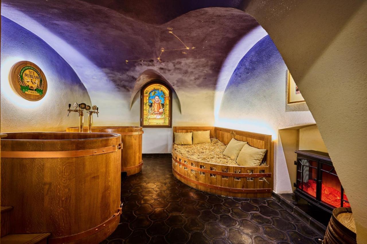 Beerland Chateaux - U Zlate Hrusky / At Golden Pear Oda ve Kahvaltı *