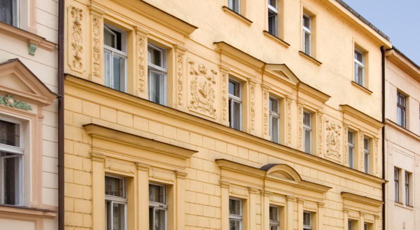 House Zizkov 3* Prague