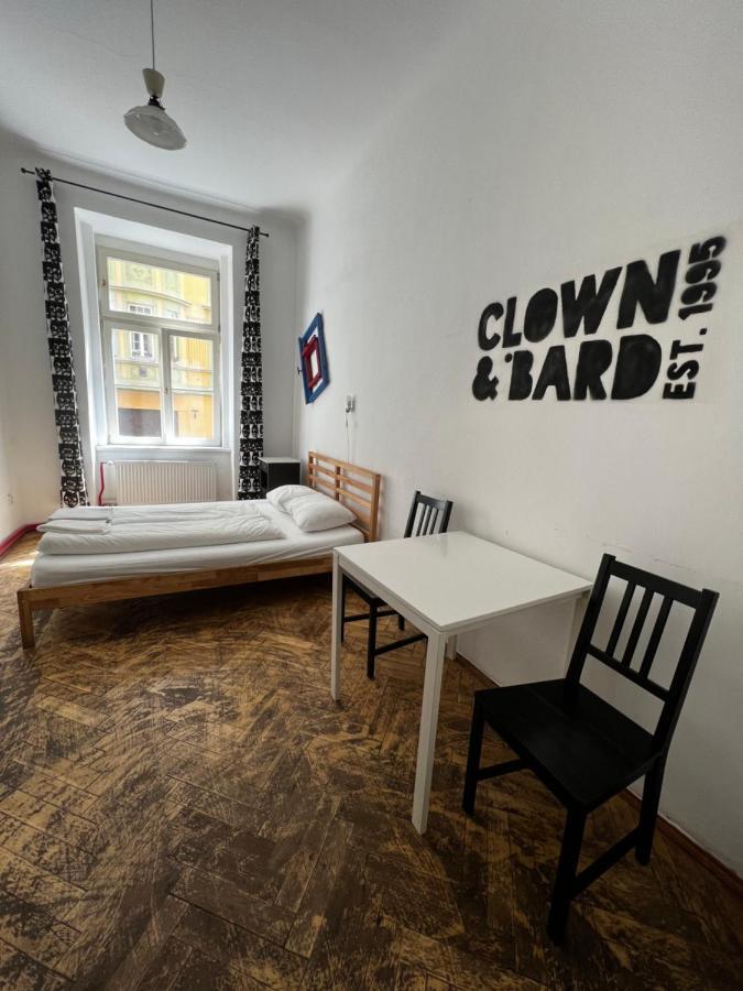 Hostel Clown And Bard *