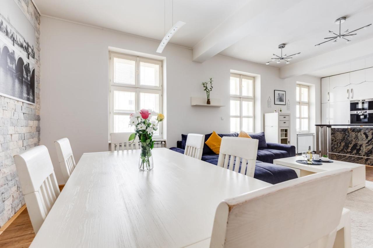 Luxury & Quiet Charming 2bds Near River - Nek2nd Apartment Prague