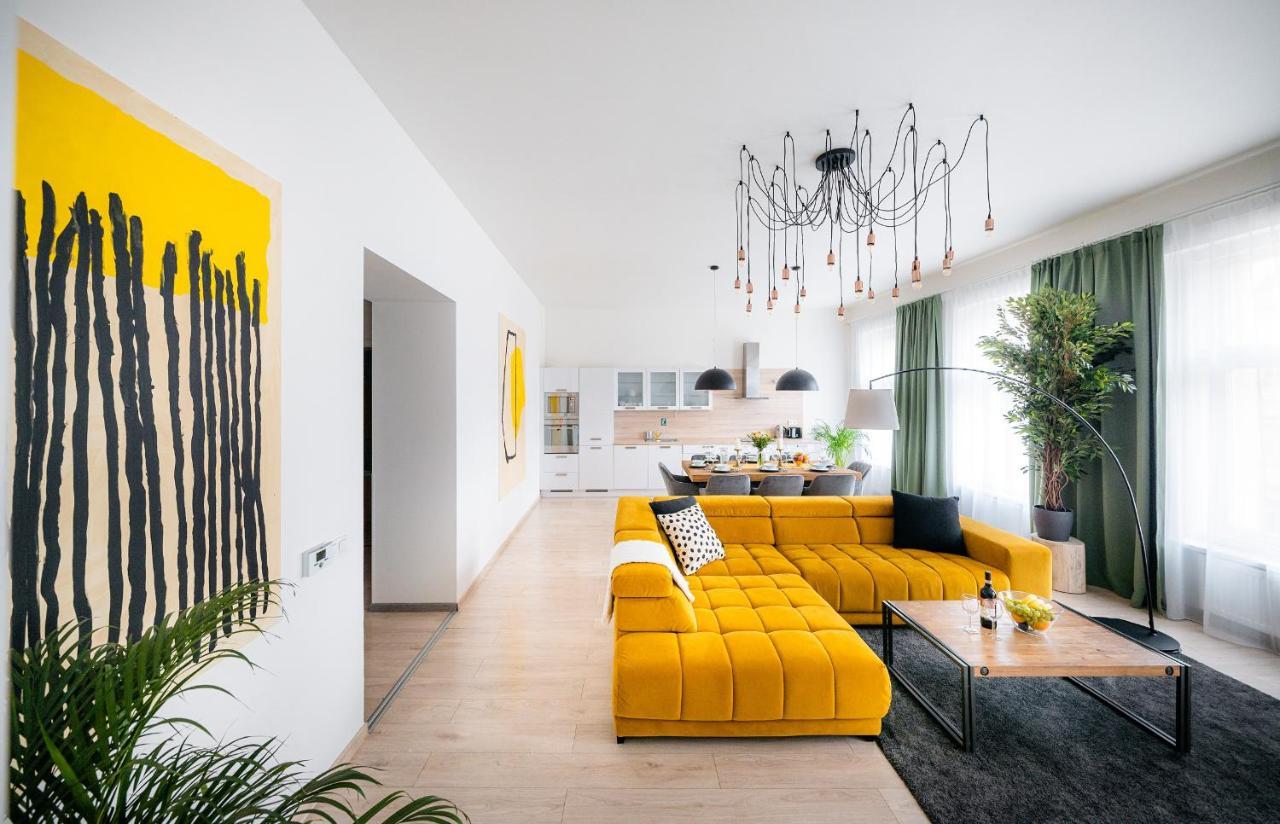 Centrum Pstrossova Apartment
