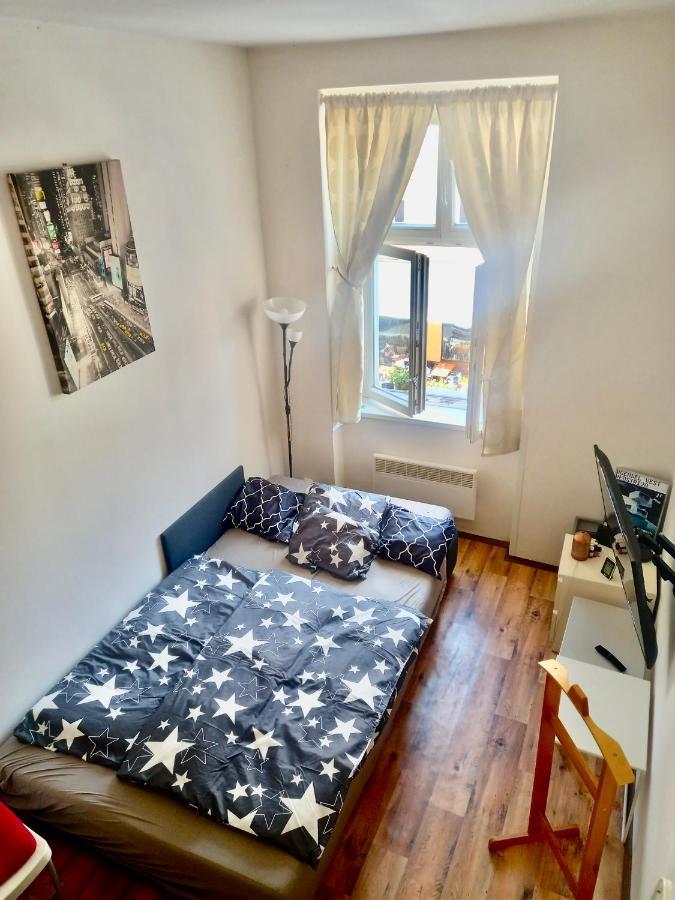 Karlin Cozy * Prague