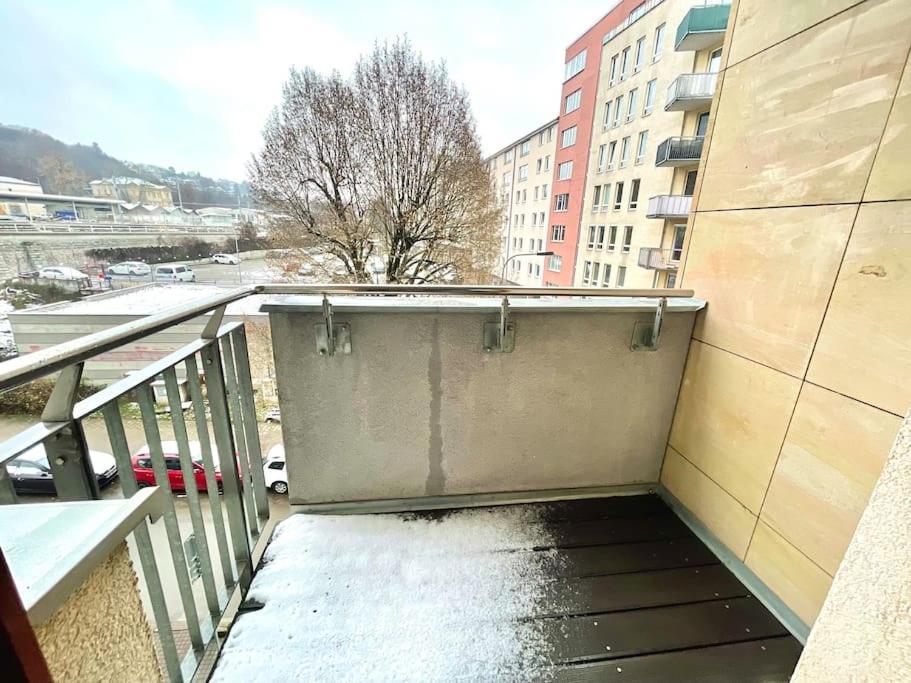 Entire Apartment, Near Clarion, O2 Arena, Metro 3 Min, Easter Market In Center 15 Min Daire