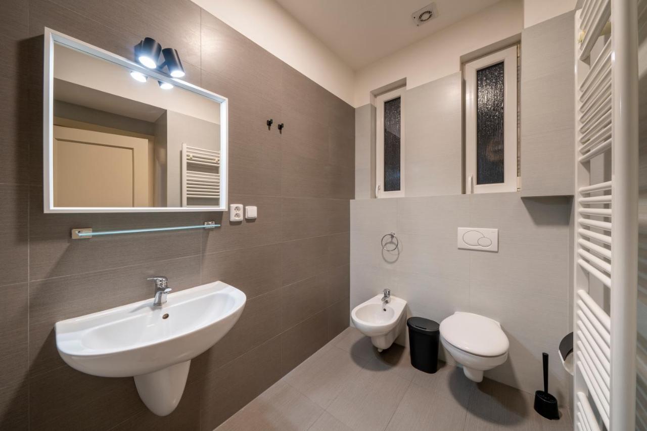 Zborovska Aparthotel