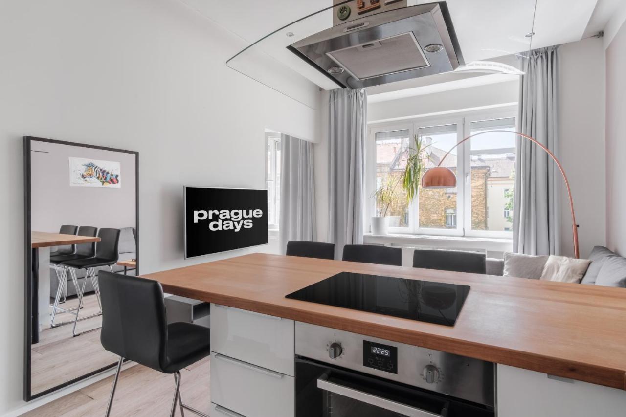 Days - Minimalist Flat - Trendy Karlin Prague