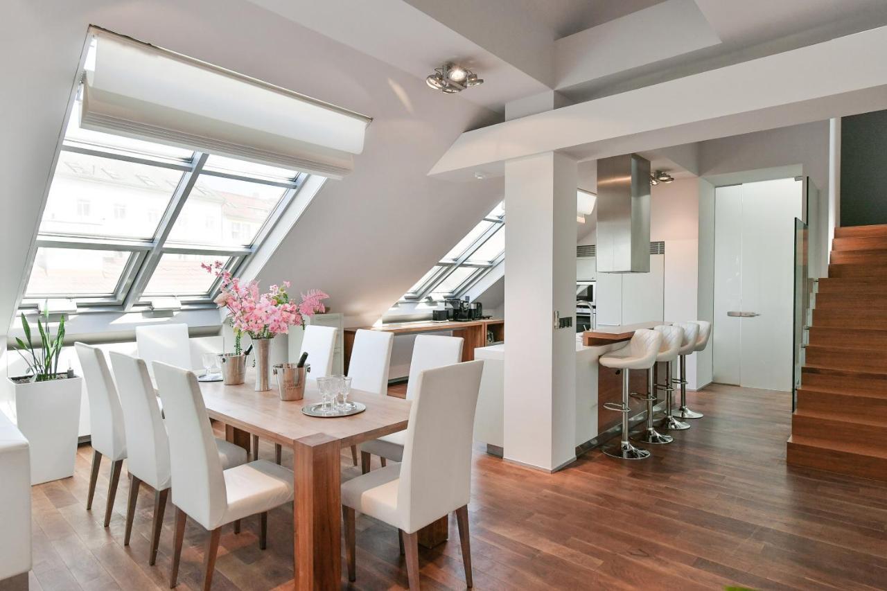 Luxury Penthouse With Sauna, Terrace, 250m2, 5bdrm, 3bthrm * Praga