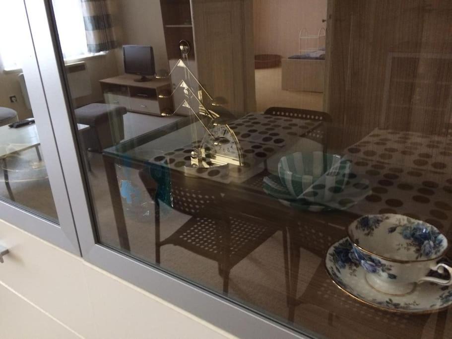 Big In The Center Apartment