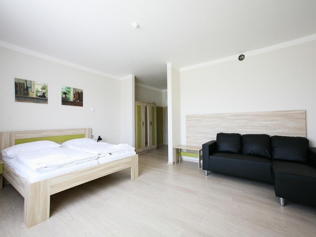 Hotel Nad Kralovnou & Restaurant 3*