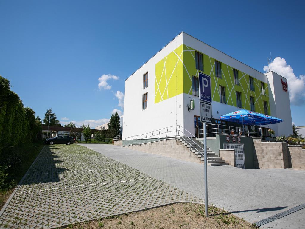 Nad Kralovnou & Restaurant Hotel Prague