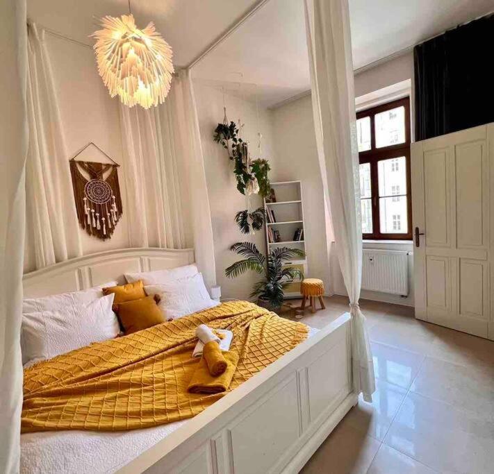 Quiet Boho Whit A Balkony Near The Center Apartment Prague