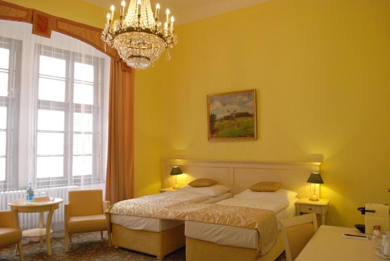 Metamorphis Hotel