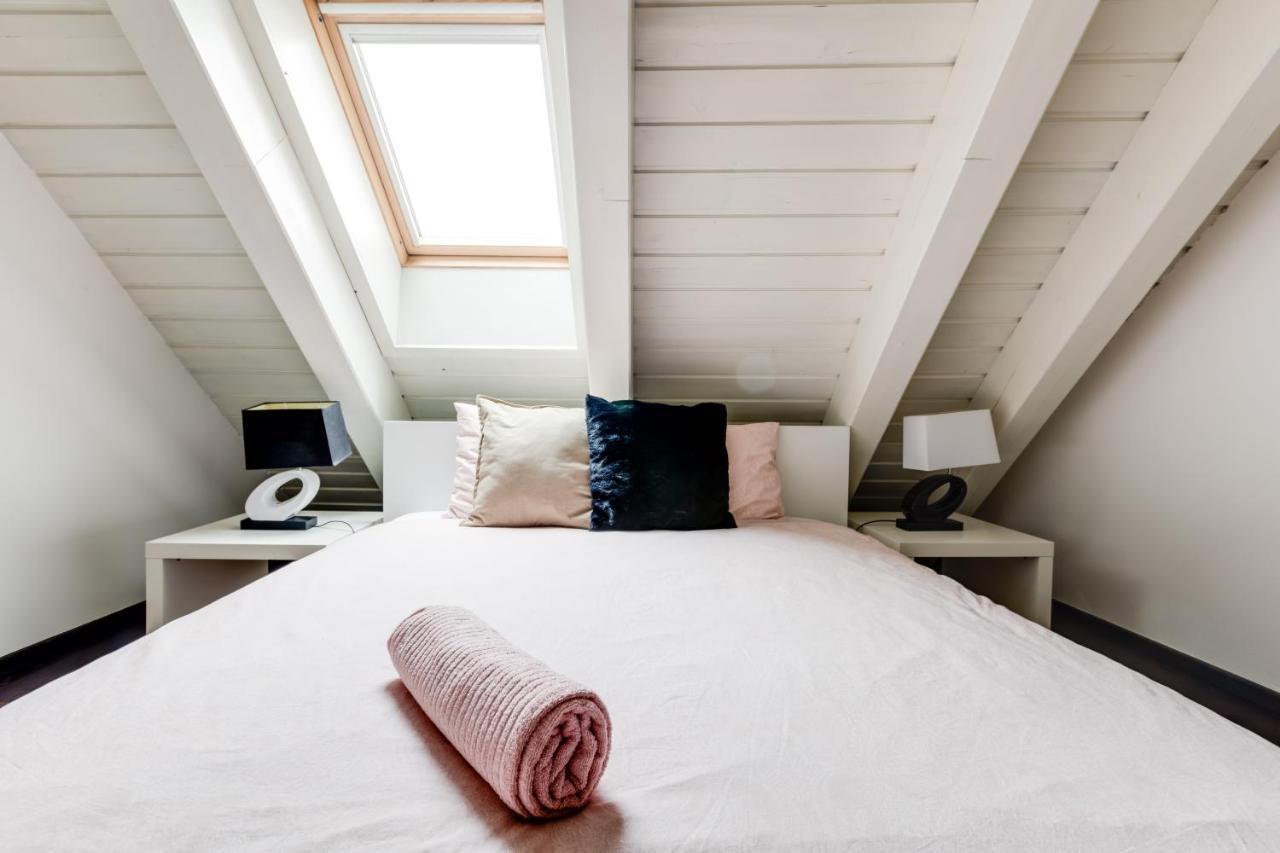 Spacious Stylish Attic In The Heart Of The Center - Karlovo Daire *