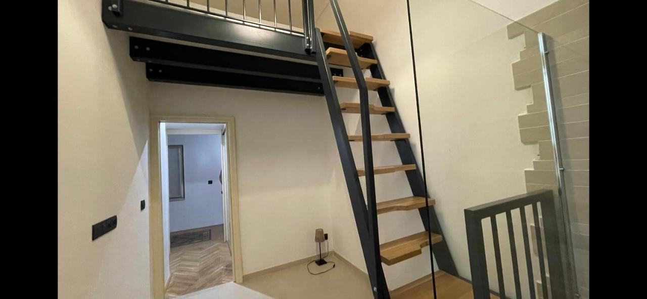 Old Town - Jungmannova Apartment *