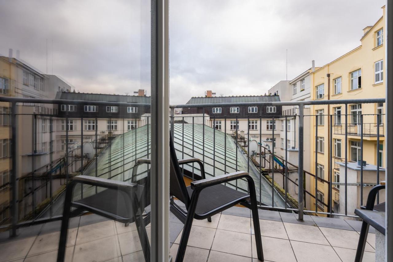 Ea Melantrich Otel 4*