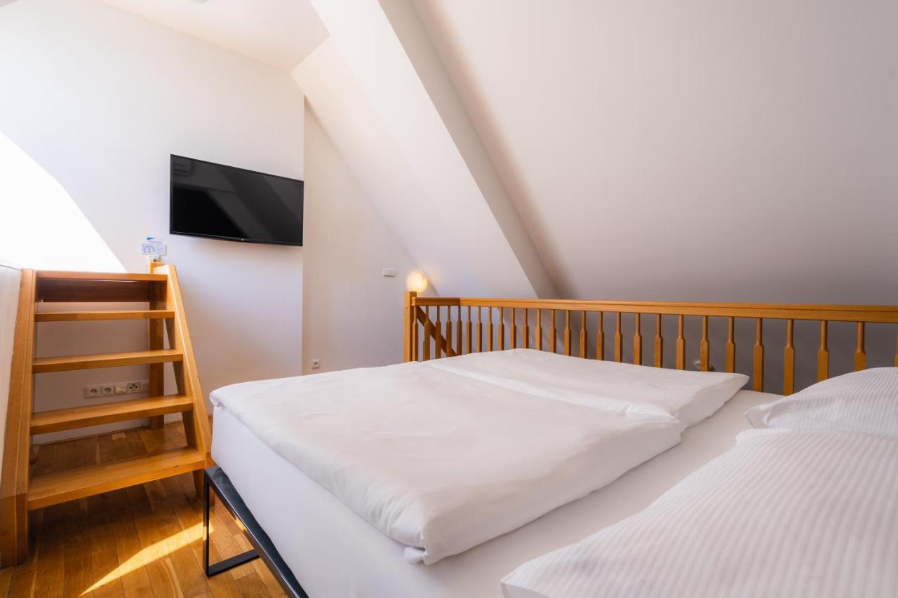 Ea Melantrich Otel Prag