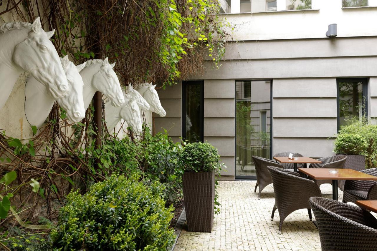 Prokop Square 4*