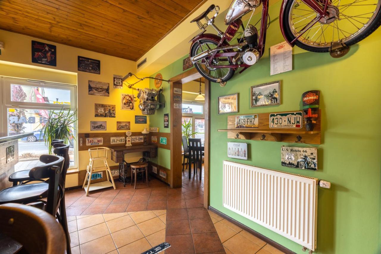 Rodos - Café 2* Prague