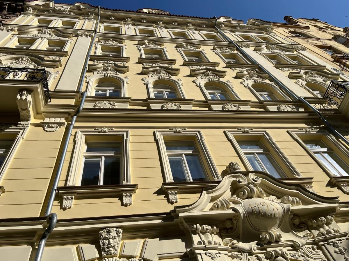 Riverbridge Praga