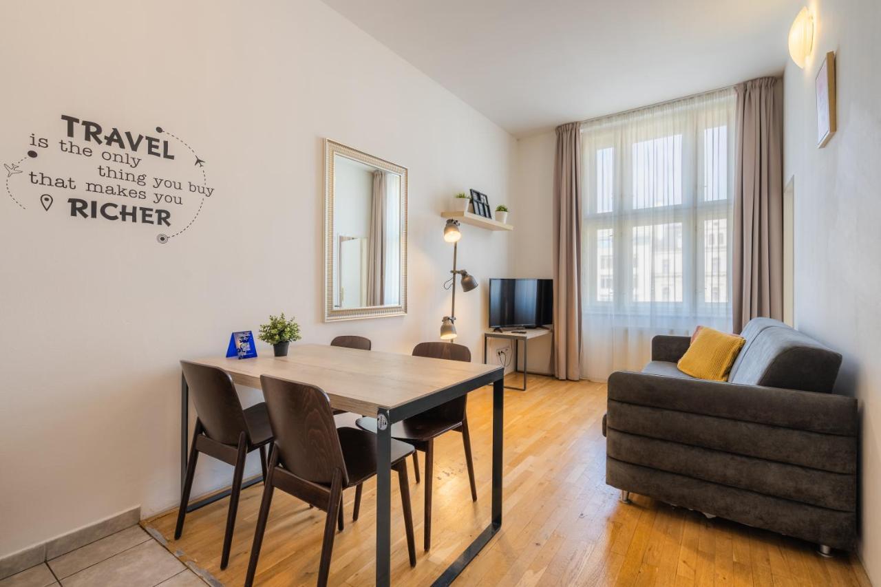 Ea Melantrich Otel